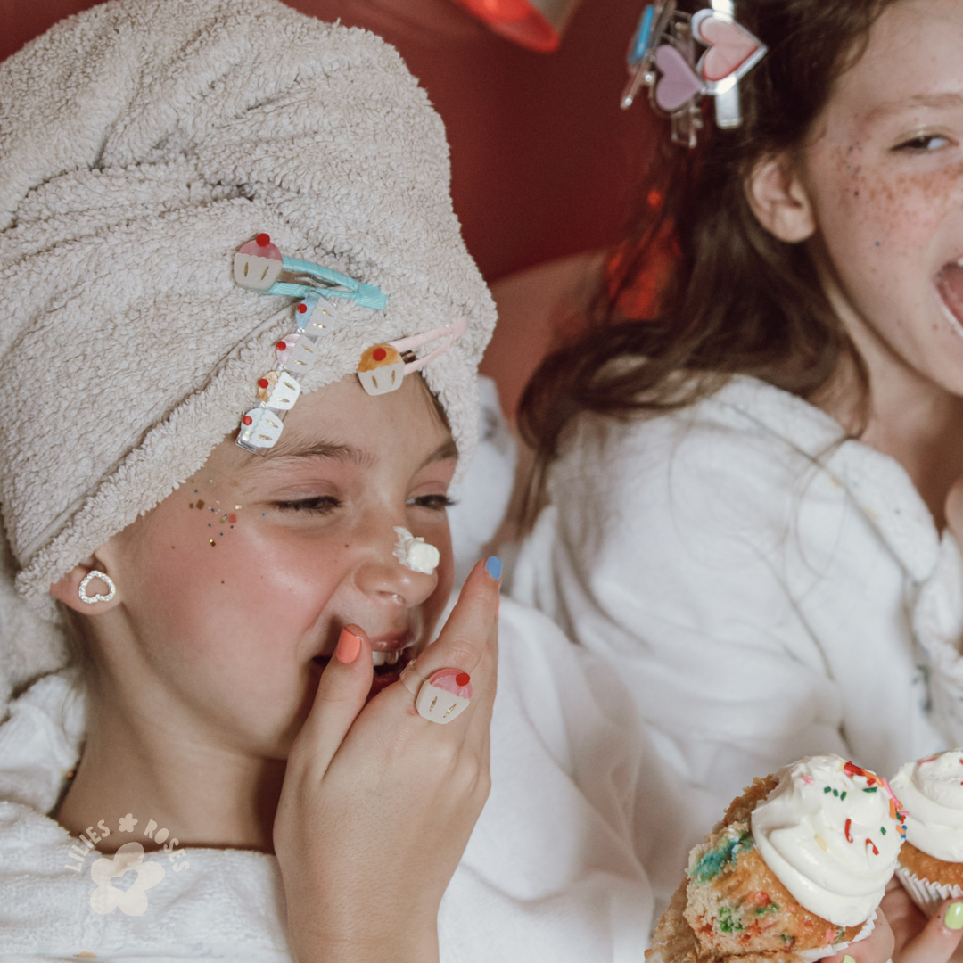 Cupcakes & Karen Bow Pearlized Hair Clips