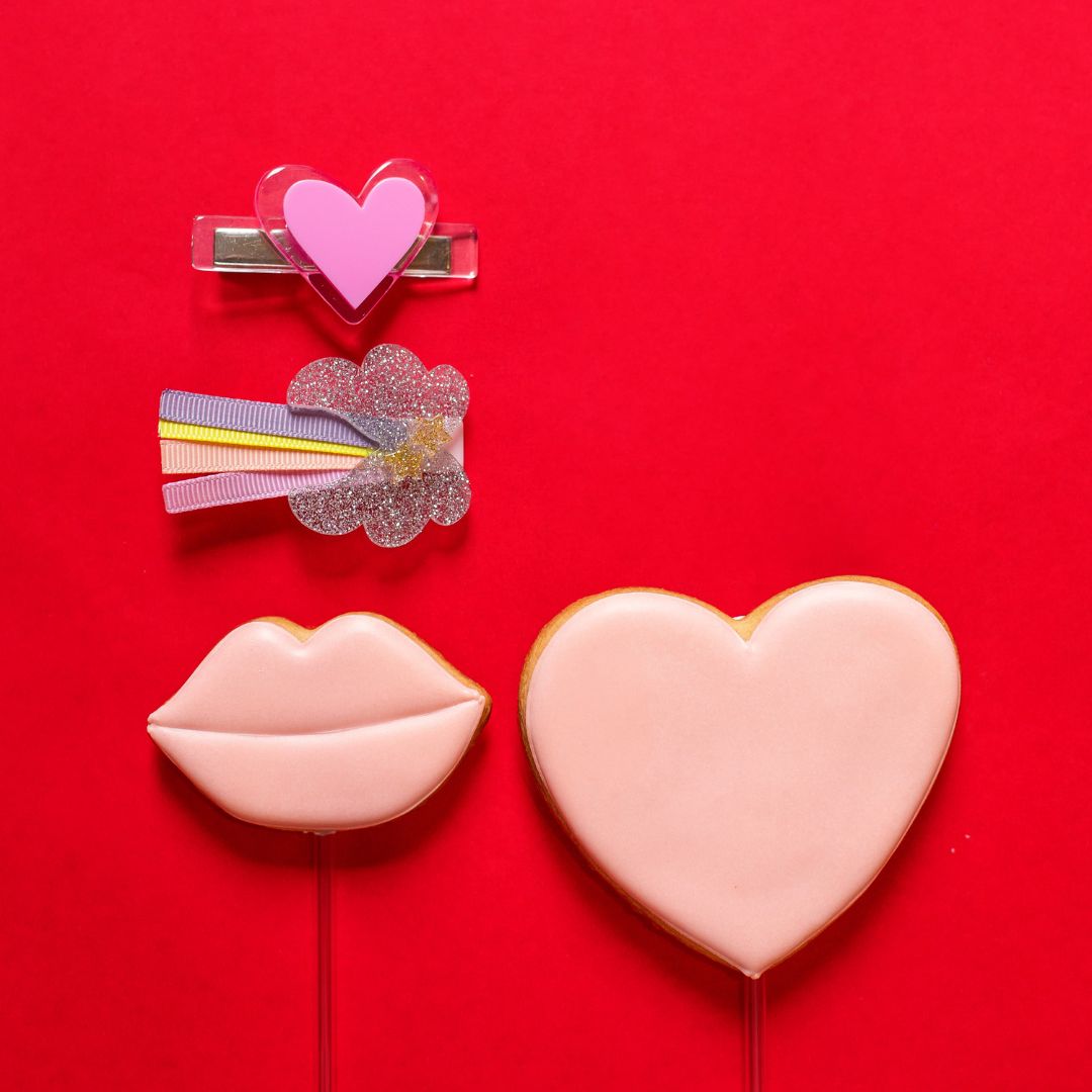 Wings Silver Glitter & Heart Light Pink Alligator Clips - VAL