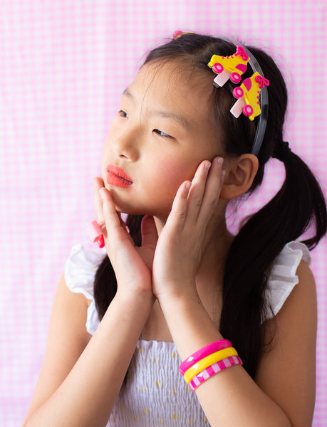 SUM23-Roller Skates Pink Yellow Alligator Clip