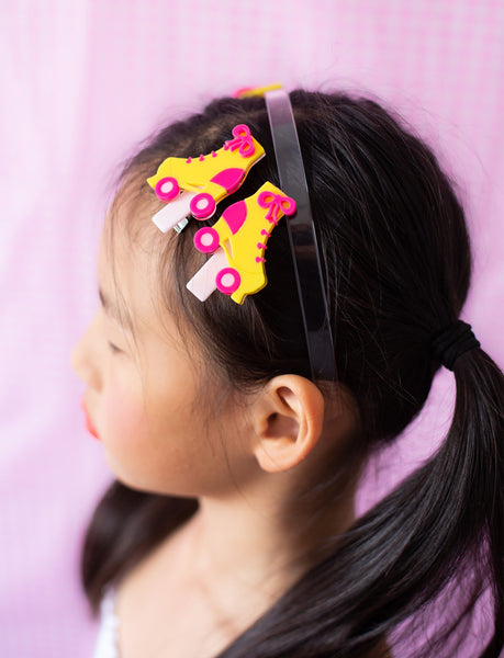 SUM23-Roller Skates Pink Yellow Alligator Clip