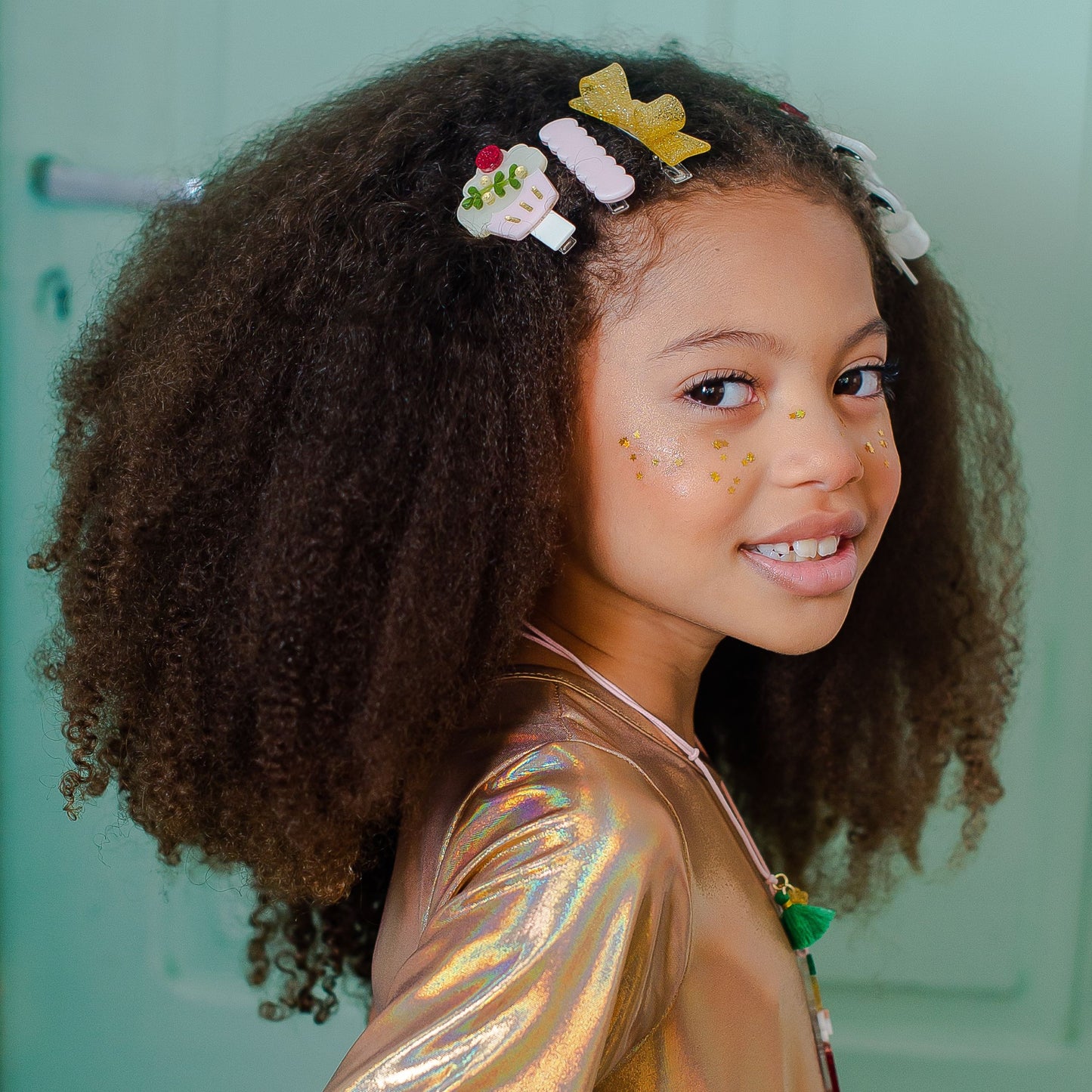 HOL25- Cupcake Bowtie Set Alligator Clips